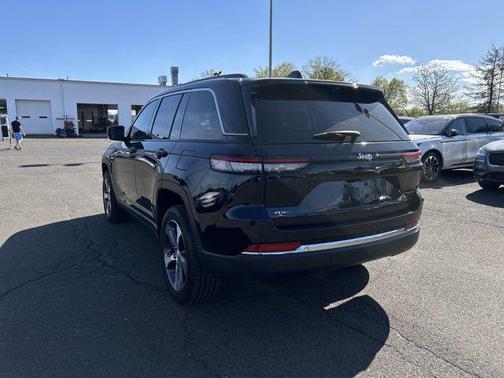2023 Jeep Grand Cherokee 4xe Base