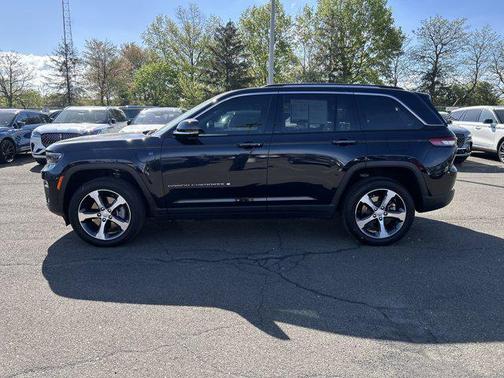 2023 Jeep Grand Cherokee 4xe Base