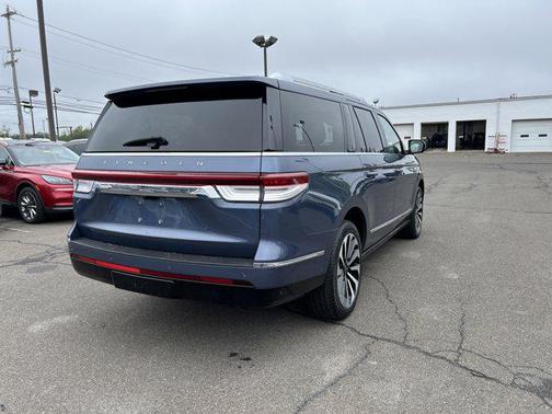 2022 Lincoln Navigator Reserve