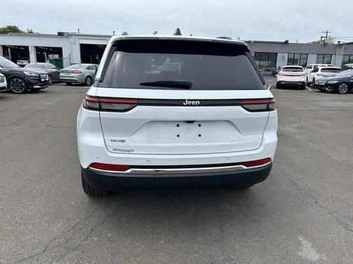 2022 Jeep Grand Cherokee 4xe Base
