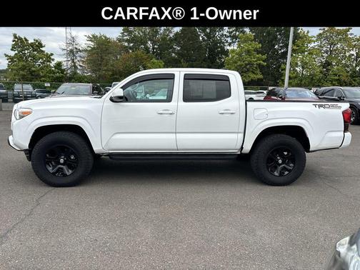 2022 Toyota Tacoma SR