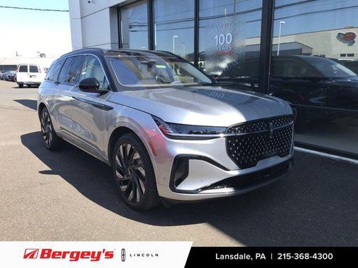 2024 Lincoln Nautilus Black Label