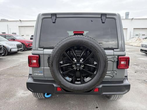 2022 Jeep Wrangler Unlimited 4xe Sahara