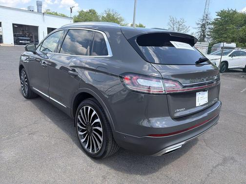 CHROMA CAVIAR DRK GRAY MET CC 2023 Lincoln Nautilus Black Label