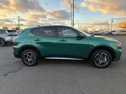 2024 Alfa Romeo Tonale Ti EAWD