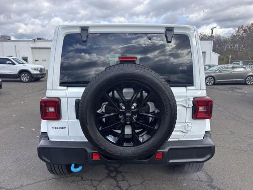2022 Jeep Wrangler Unlimited 4xe Sahara