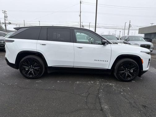2024 Jeep Wagoneer S Launch Edition