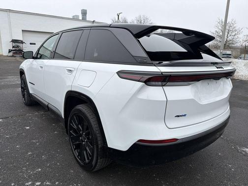 2024 Jeep Wagoneer S Launch Edition