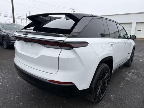 2024 Jeep Wagoneer S Launch Edition