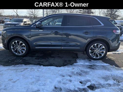 2022 Lincoln Nautilus Reserve