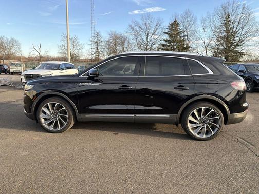 2023 Lincoln Nautilus Reserve