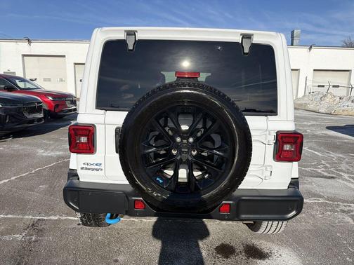 2022 Jeep Wrangler Unlimited 4xe Sahara