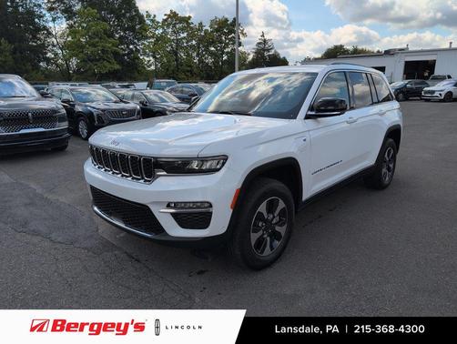 2023 Jeep Grand Cherokee 4xe Base