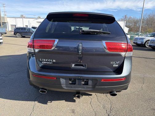 2014 Lincoln MKX Base