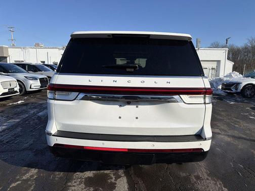 2024 Lincoln Navigator Reserve