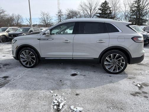 2020 Lincoln Nautilus Reserve