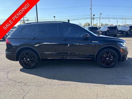 2022 Volkswagen Tiguan 2.0T SE R-Line Black 4MOTION