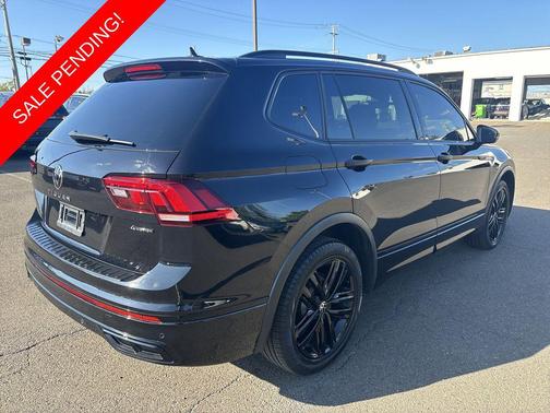 2022 Volkswagen Tiguan 2.0T SE R-Line Black 4MOTION