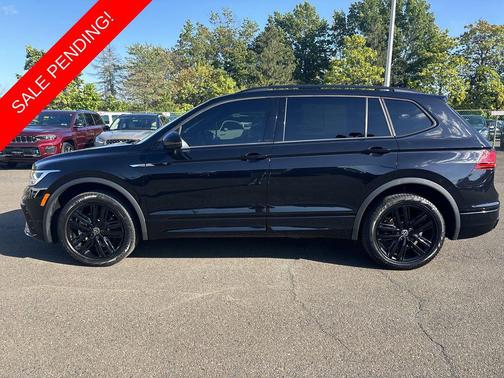 2022 Volkswagen Tiguan 2.0T SE R-Line Black 4MOTION