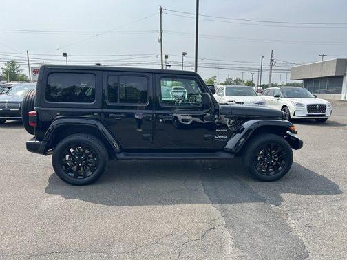 2022 Jeep Wrangler Unlimited 4xe Sahara