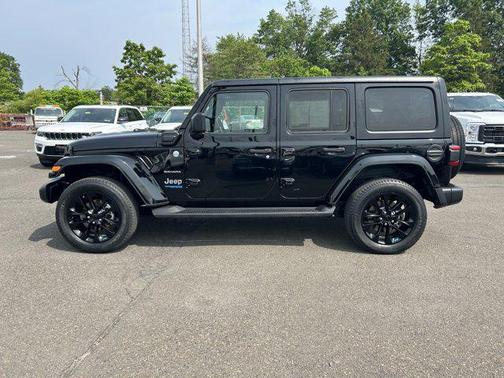 2022 Jeep Wrangler Unlimited 4xe Sahara