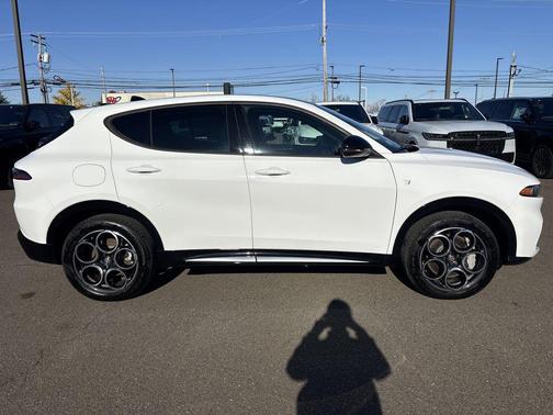 2024 Alfa Romeo Tonale Ti EAWD
