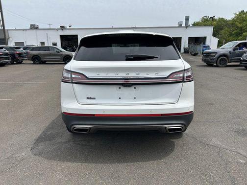 2021 Lincoln Nautilus Standard