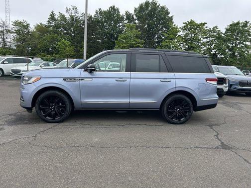 2023 Lincoln Navigator Black Label