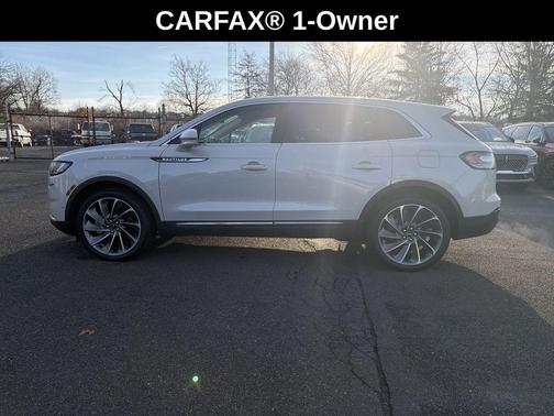 2022 Lincoln Nautilus Reserve