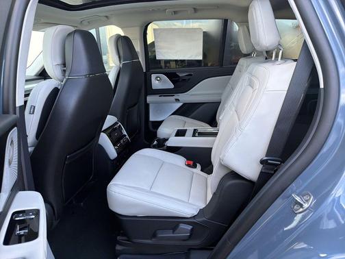 2026 Lincoln Aviator Reserve AWD