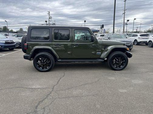 2022 Jeep Wrangler Unlimited 4xe Sahara