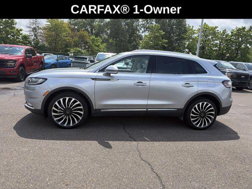 Silver Radiance Metallic Clearcoat 2023 Lincoln Nautilus Black Label