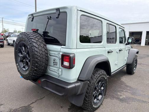 Earl Clearcoat 2023 Jeep Wrangler 4xe Base