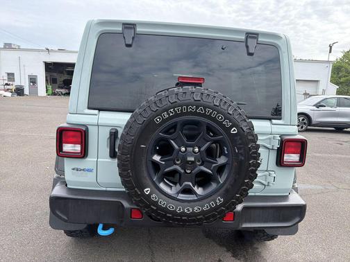 Earl Clearcoat 2023 Jeep Wrangler 4xe Base