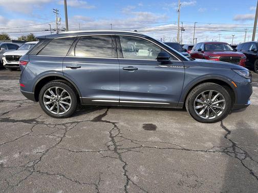 2022 Lincoln Corsair Standard