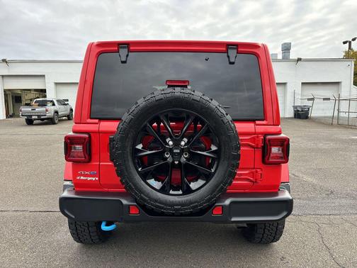 2022 Jeep Wrangler Unlimited 4xe Sahara
