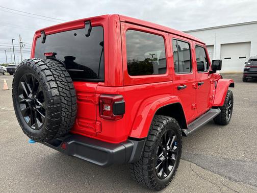 2022 Jeep Wrangler Unlimited 4xe Sahara
