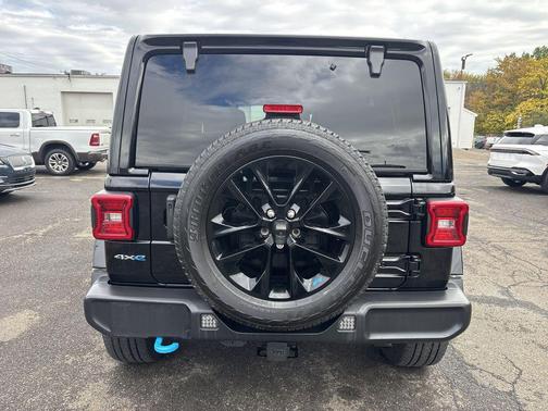 2022 Jeep Wrangler Unlimited 4xe Sahara