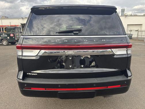 2022 Lincoln Navigator Reserve