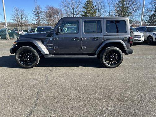 2022 Jeep Wrangler Unlimited 4xe Sahara