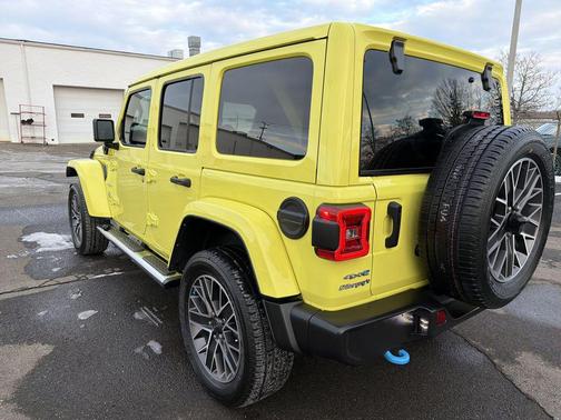 2023 Jeep Wrangler 4xe Sahara
