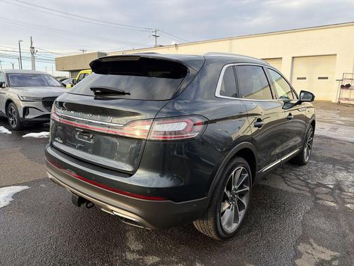 2022 Lincoln Nautilus Reserve