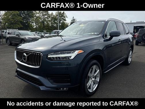 2020 Volvo XC90 T6 Momentum