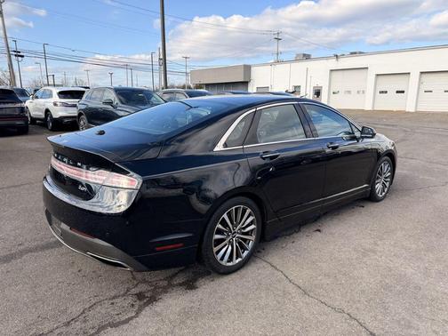 2017 Lincoln MKZ Premiere