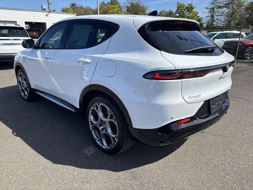 2024 Alfa Romeo Tonale Ti EAWD