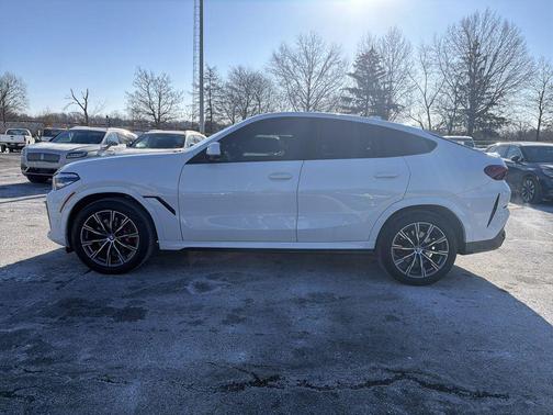 2023 BMW X6 xDrive40i