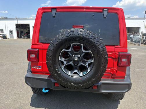 Firecracker Red Clearcoat 2023 Jeep Wrangler 4xe Rubicon