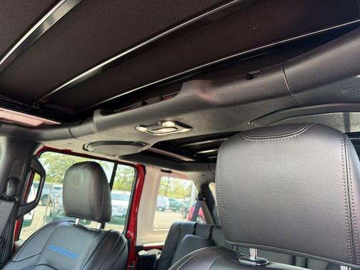 Firecracker Red Clearcoat 2023 Jeep Wrangler 4xe Rubicon