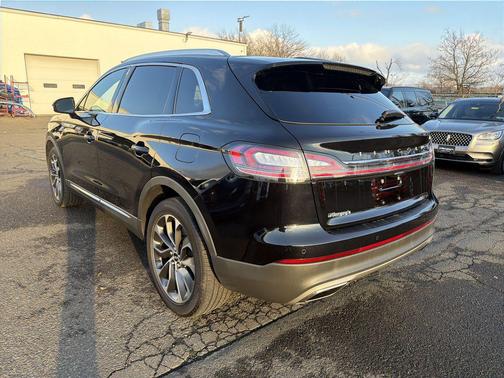 2021 Lincoln Nautilus Reserve