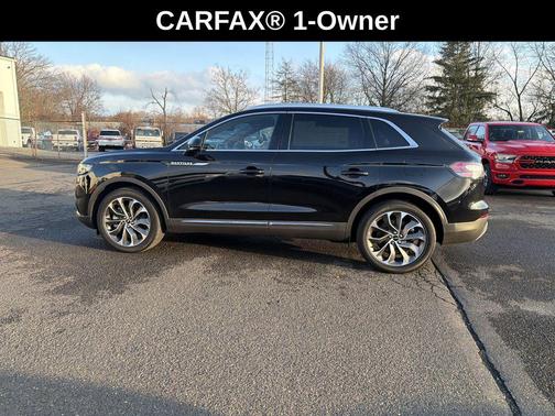 2021 Lincoln Nautilus Reserve